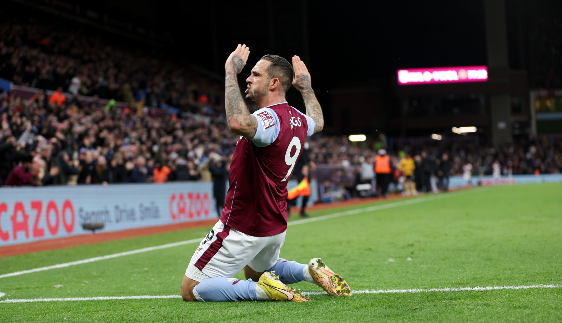 Can Danny Ings play against Everton?