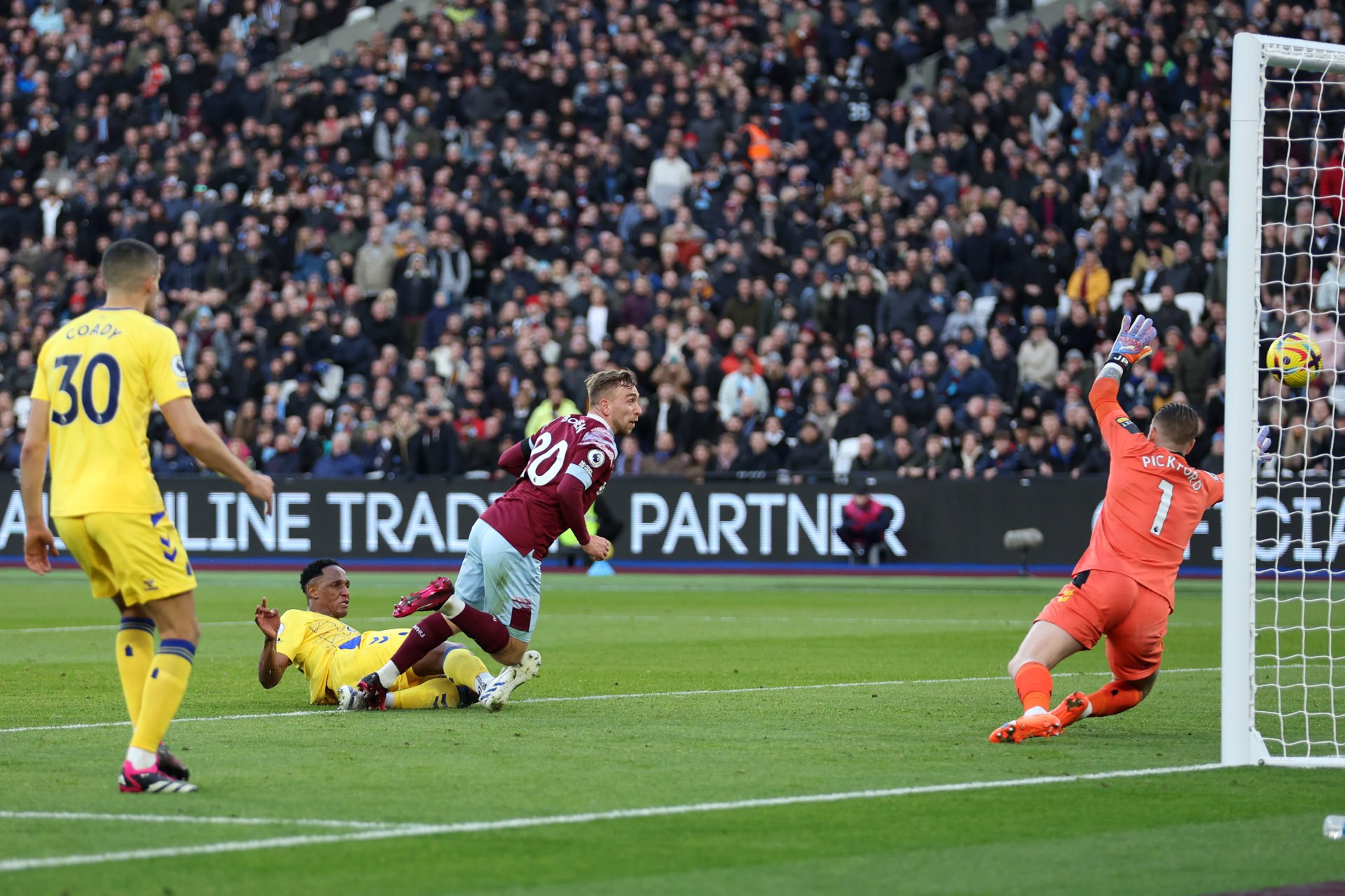 Jarrod Bowen returns to form with vital goals but celebration after ...