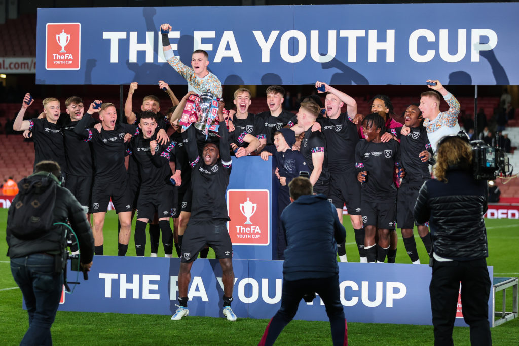 Arsenal U18 v West Ham United U18 - FA Youth Cup Final