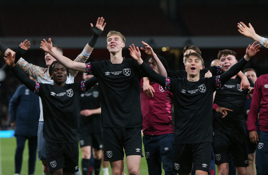 Arsenal U18 v West Ham United U18 - FA Youth Cup Final