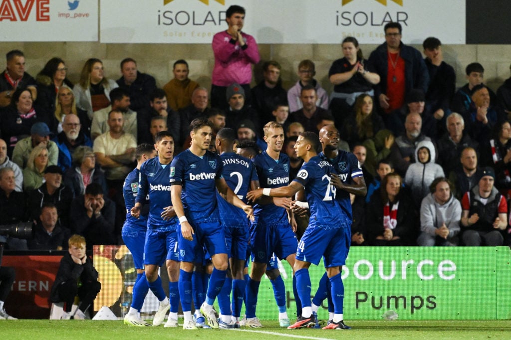 West Ham fans aimed chant at Moyes and he delivered surprising response in cup win 4 Lincoln City v West Ham United - Carabao Cup Third Round