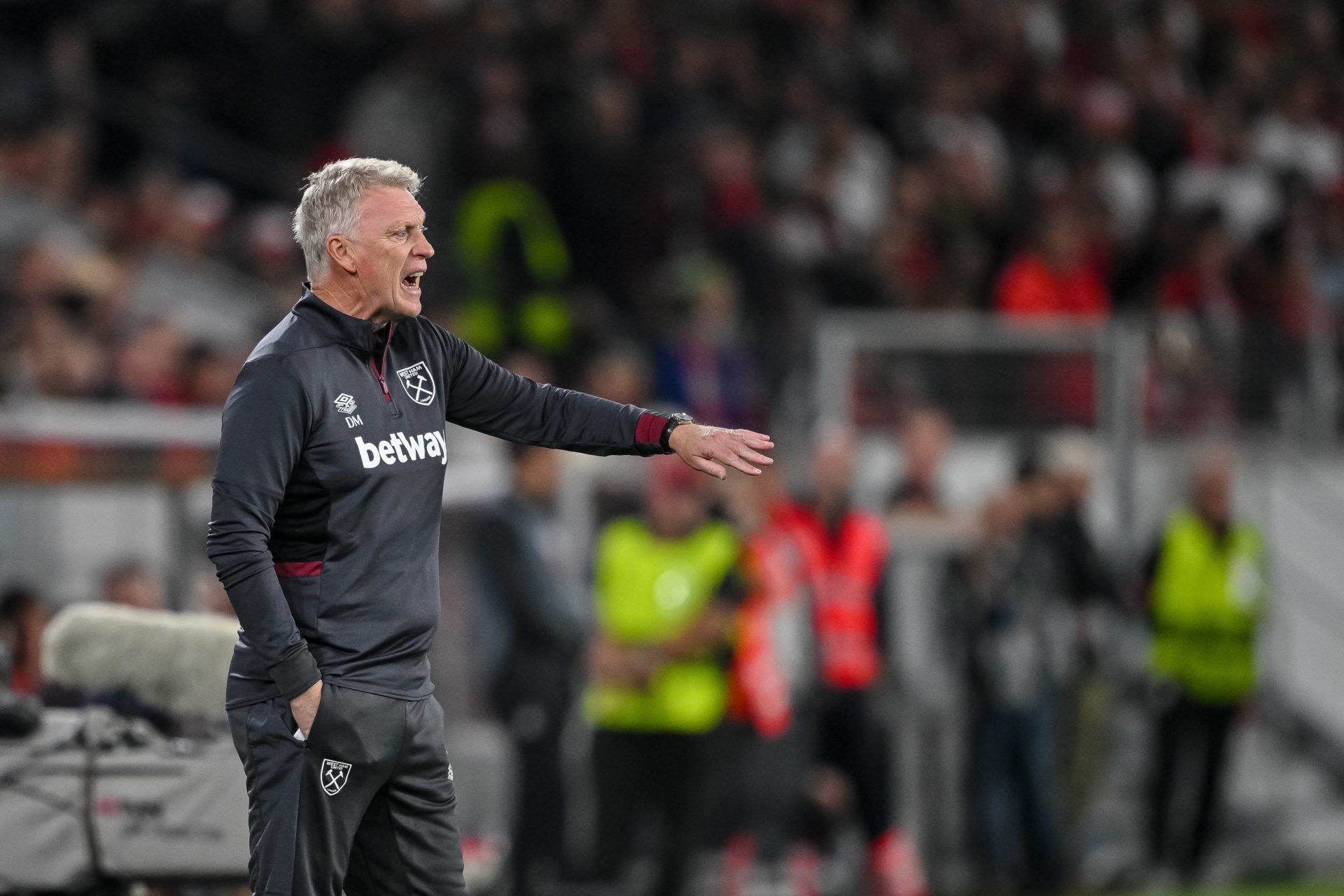 David Moyes is under real pressure at West Ham after fresh Fabrizio Romano claim – view
