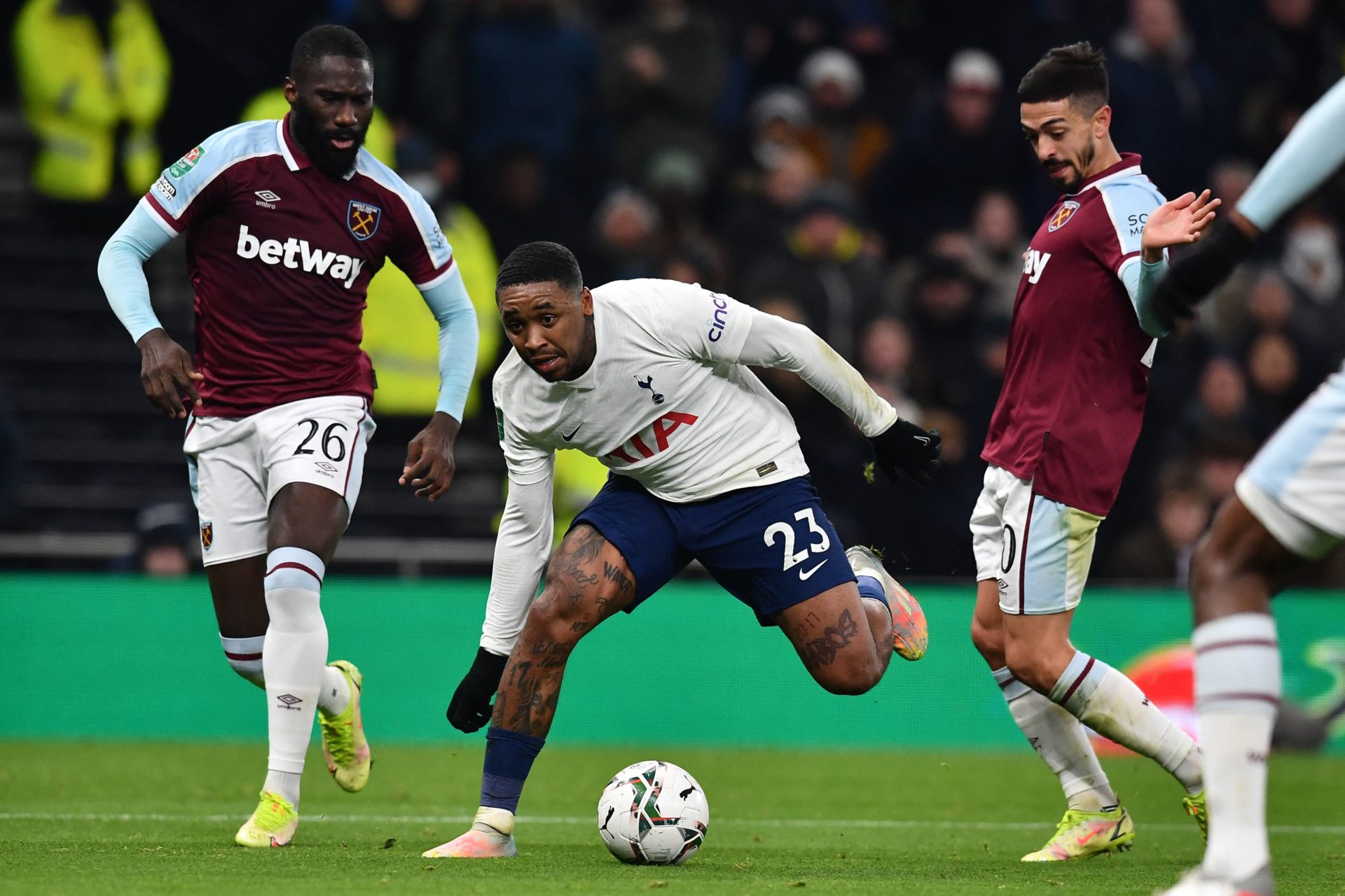 Steven Bergwijn would be a superb signing for West Ham - just ask Spurs ...