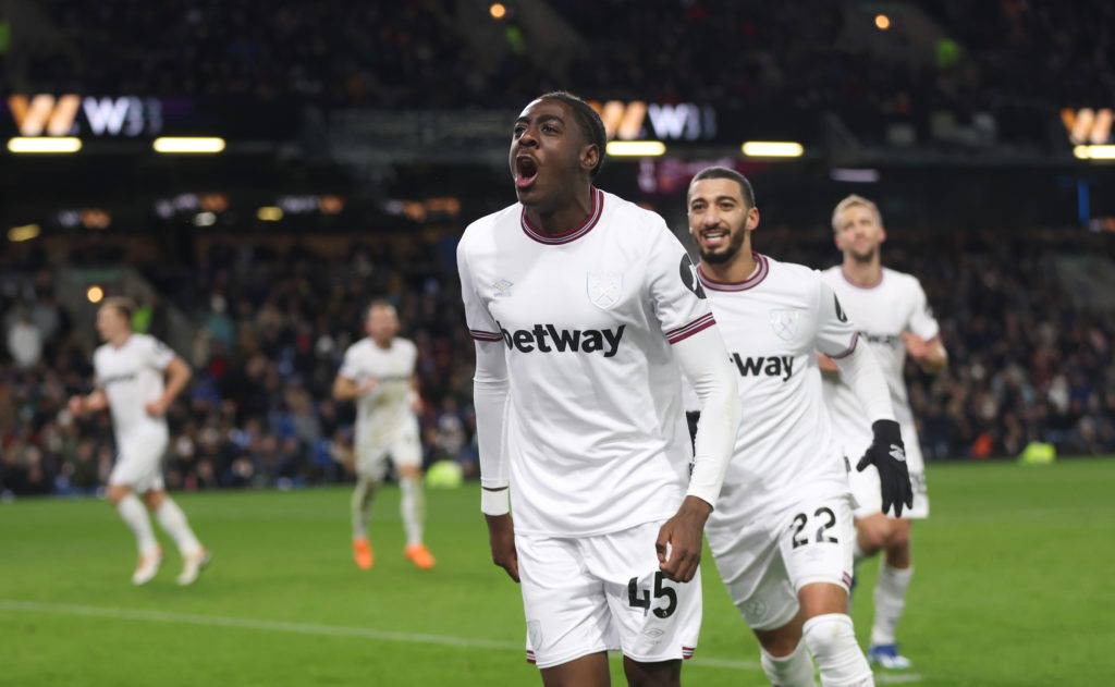 Burnley FC v West Ham United - Premier League