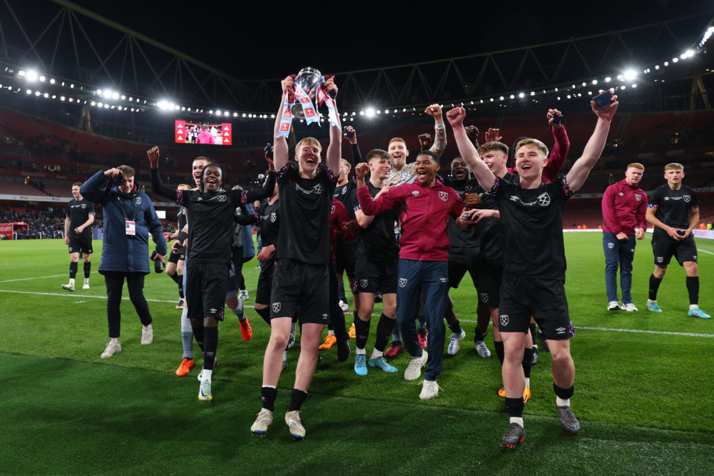 Arsenal U18 v West Ham United U18 - FA Youth Cup Final