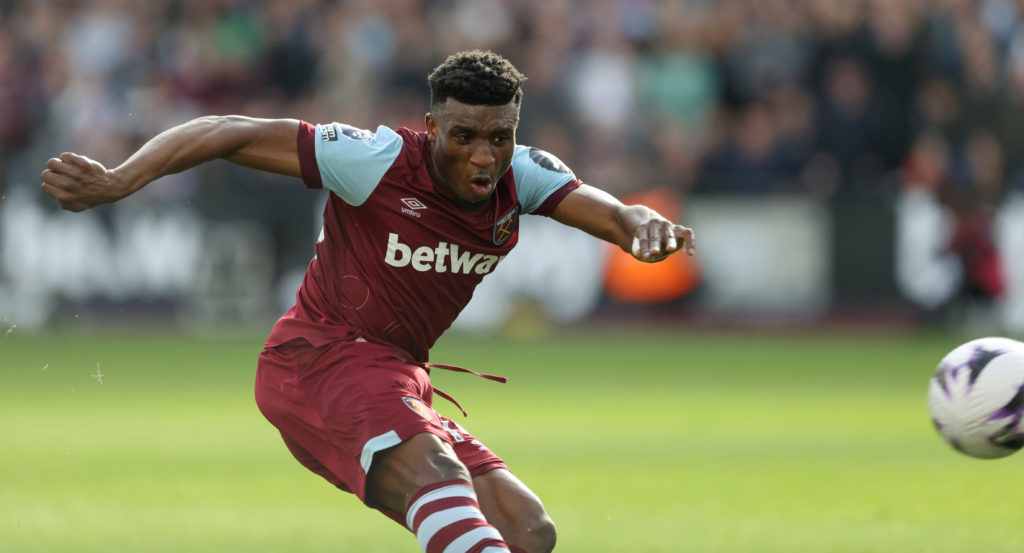West Ham United v Aston Villa - Premier League