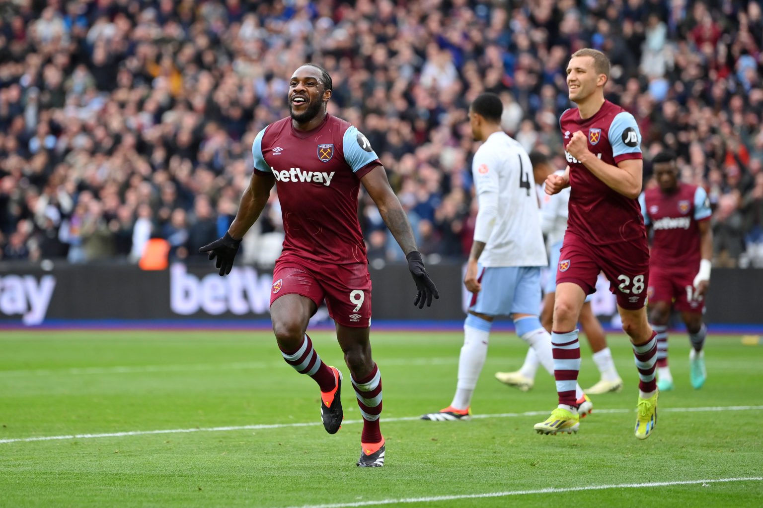 West Ham star Michail Antonio says international break has come at ...