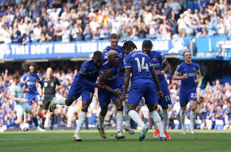 Chelsea's Moises Caicedo celebrates scoring his side's first goal with team mates Trevoh Chalobah, Noni Madueke, Cole Palmer during the Premier Lea...