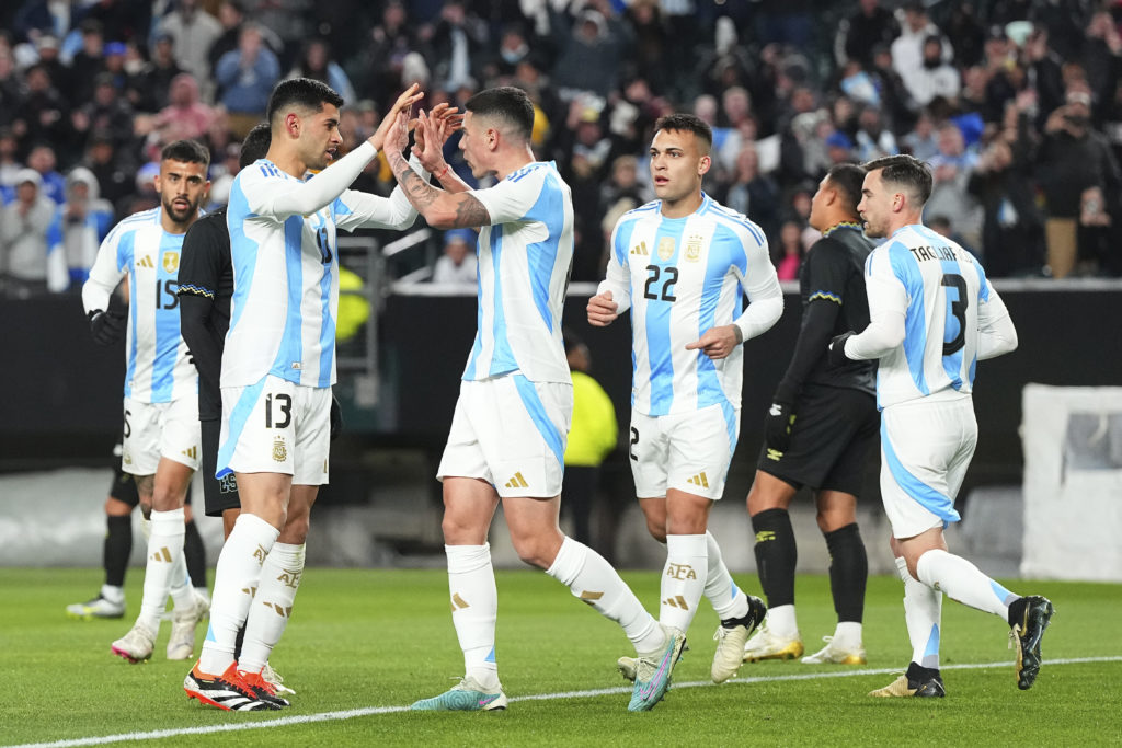 El Salvador v Argentina