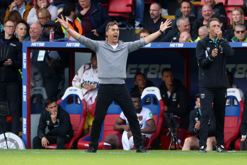 Julen Lopetegui, Manager of West Ham United, reacts during the Premier League match between Crystal Palace FC and West Ham United FC at Selhurst Pa...