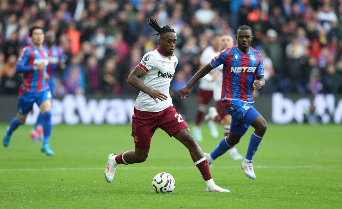 Teenager's fierce battle with Aaron Wan-Bissaka in West Ham training is ...