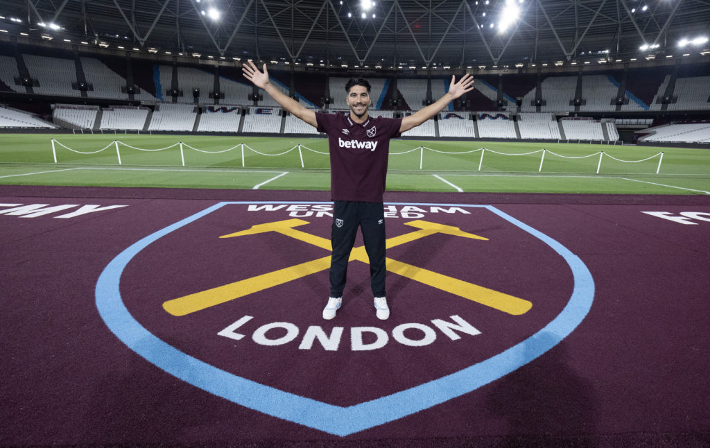 West Ham United Unveil New Signing