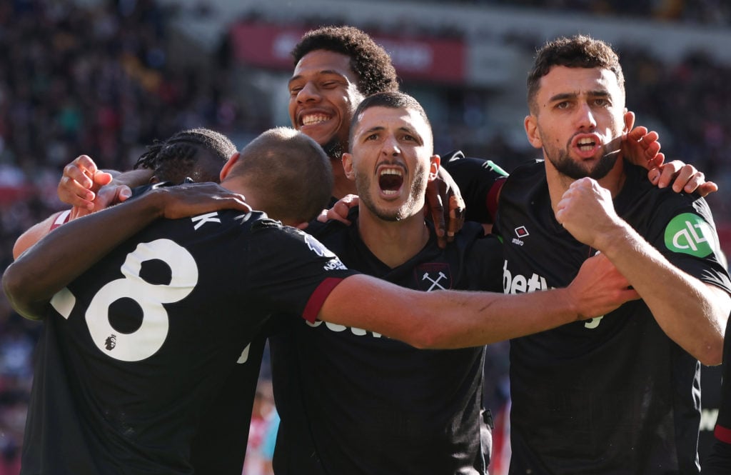 West Ham United's Tomas Soucek celebrates scoring his side's first goal with his team mates Guido Rodriguez, Max Kilman and Jean-Clair Todibo durin...