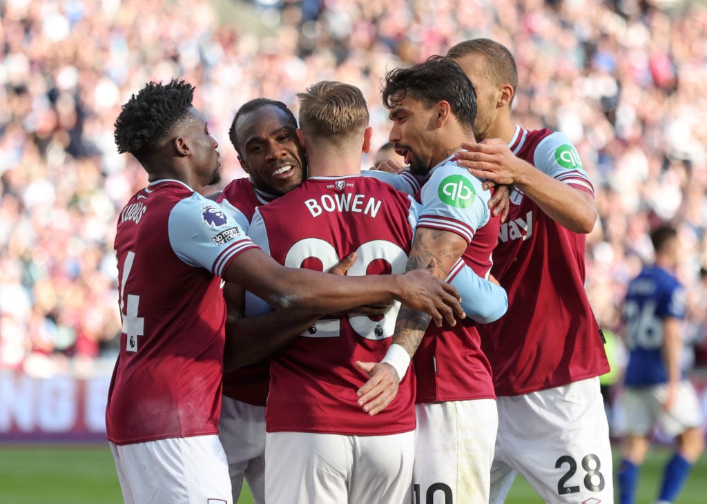 West Ham United's Jarrod Bowen celebrates scoring his side's third goal with Mohammed Kudus, Michail Antonio, Lucas Paqueta and Tomas Soucek during...