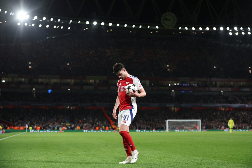 Arsenal's Declan Rice during the UEFA Champions League 2024/25 League Phase MD3 match between Arsenal FC and FC Shakhtar Donetsk at Emirates Stadiu...