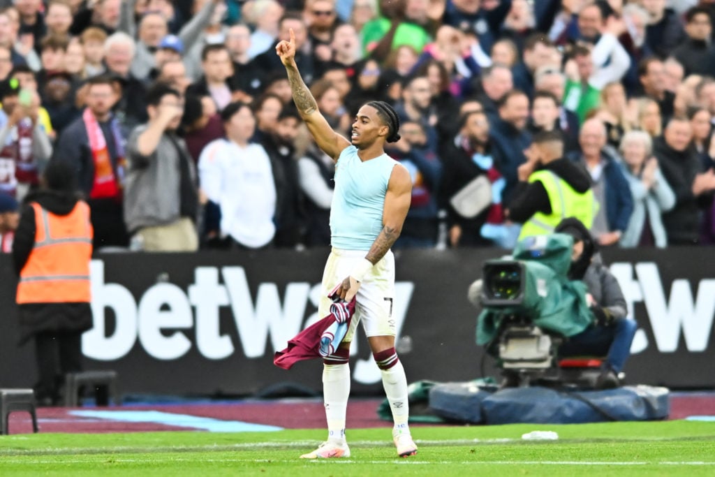 Crysencio Summerville (7 West Ham) celebrates after scoring the team's first goal during the Premier League match between West Ham United and Manch...