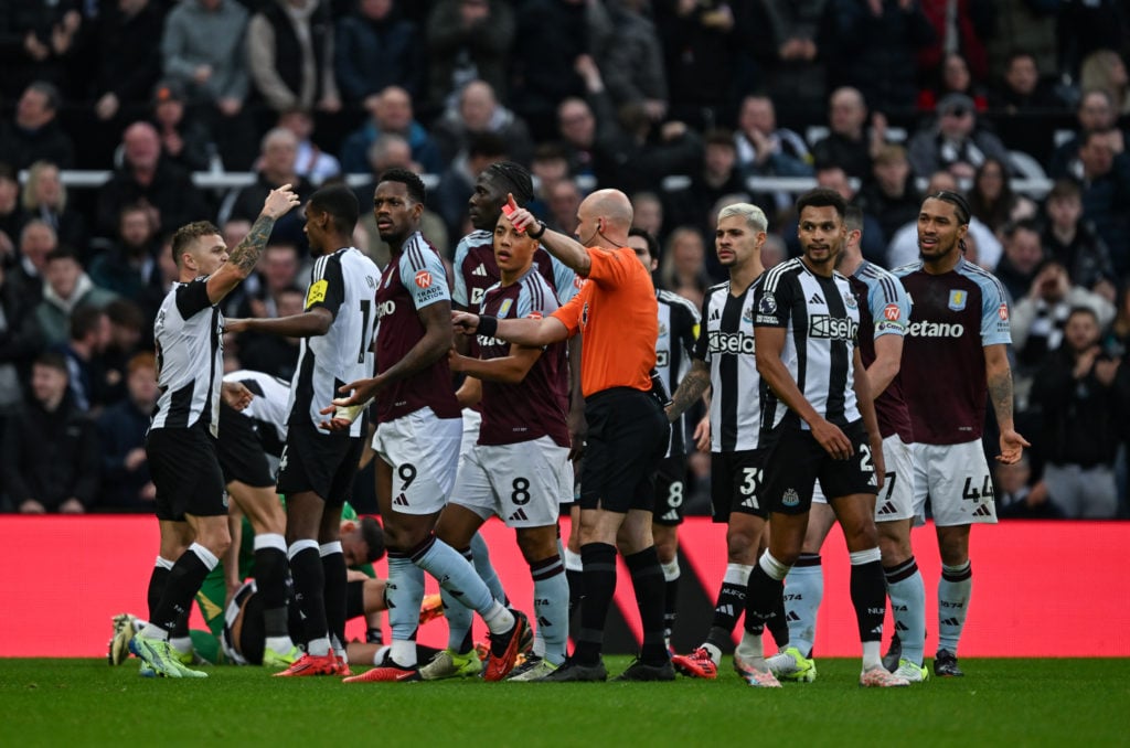 Jhon Durán of Aston Villa (9) is sent off during the Premier League match between Newcastle United FC and Aston Villa FC at St James' Park on Decem...