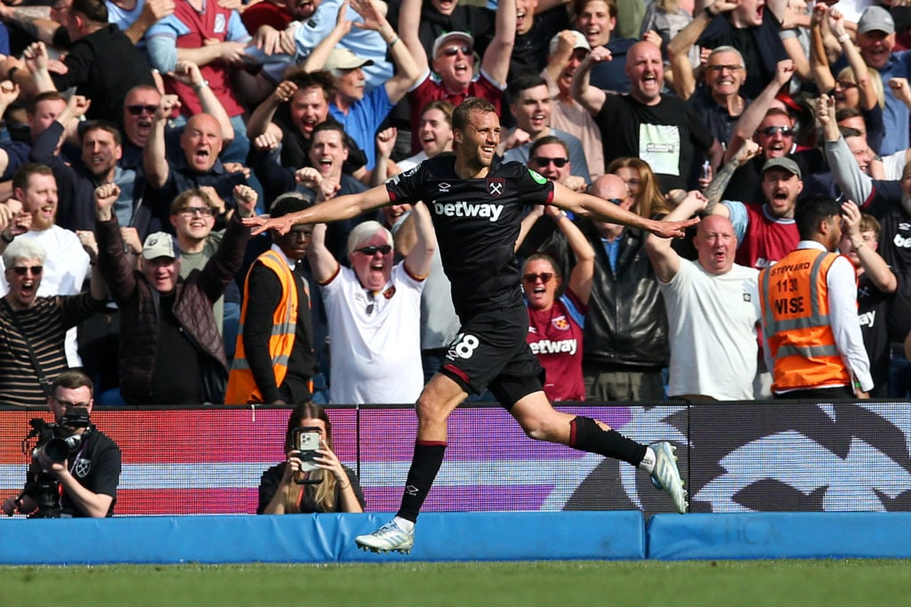 Brighton & Hove Albion FC v West Ham United FC - Premier League