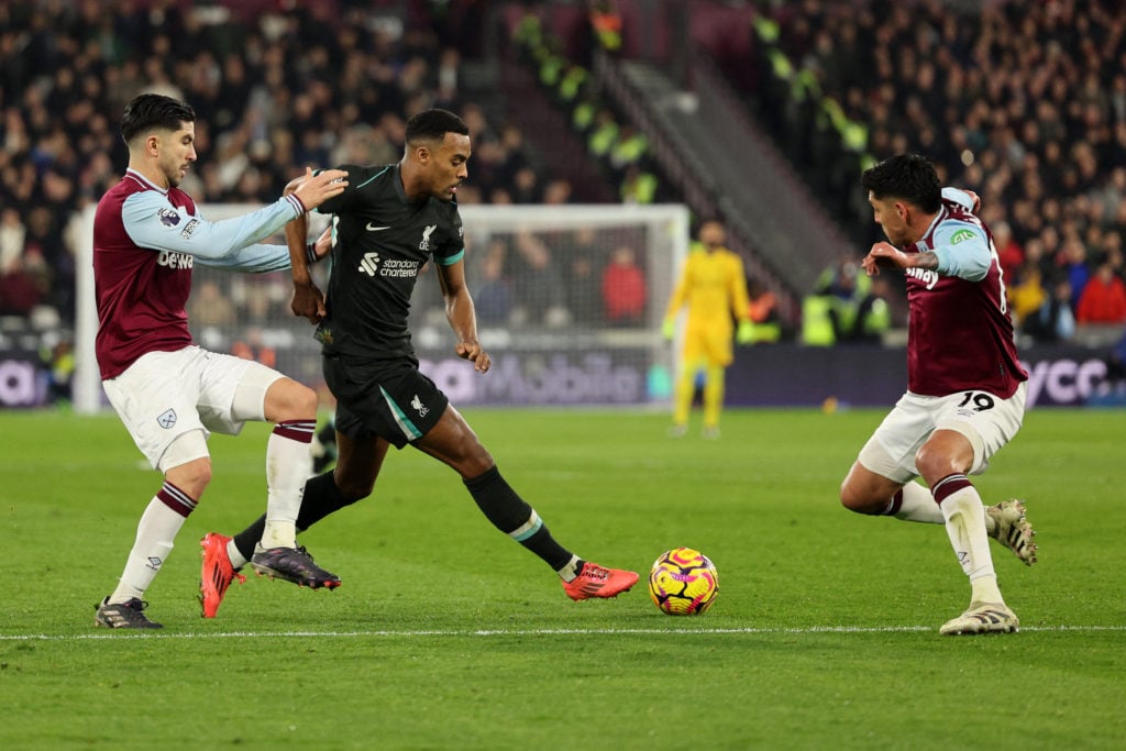 FBL-ENG-PR-WEST HAM-LIVERPOOL