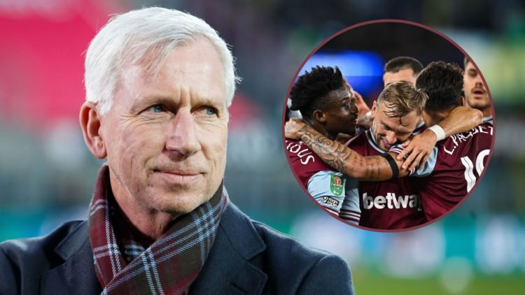Main image, ADO Den Haag trainer / coach Alan Pardew during the Dutch Eredivisie match between AZ Alkmaar and ADO Den Haag at AFAS stadium on March...