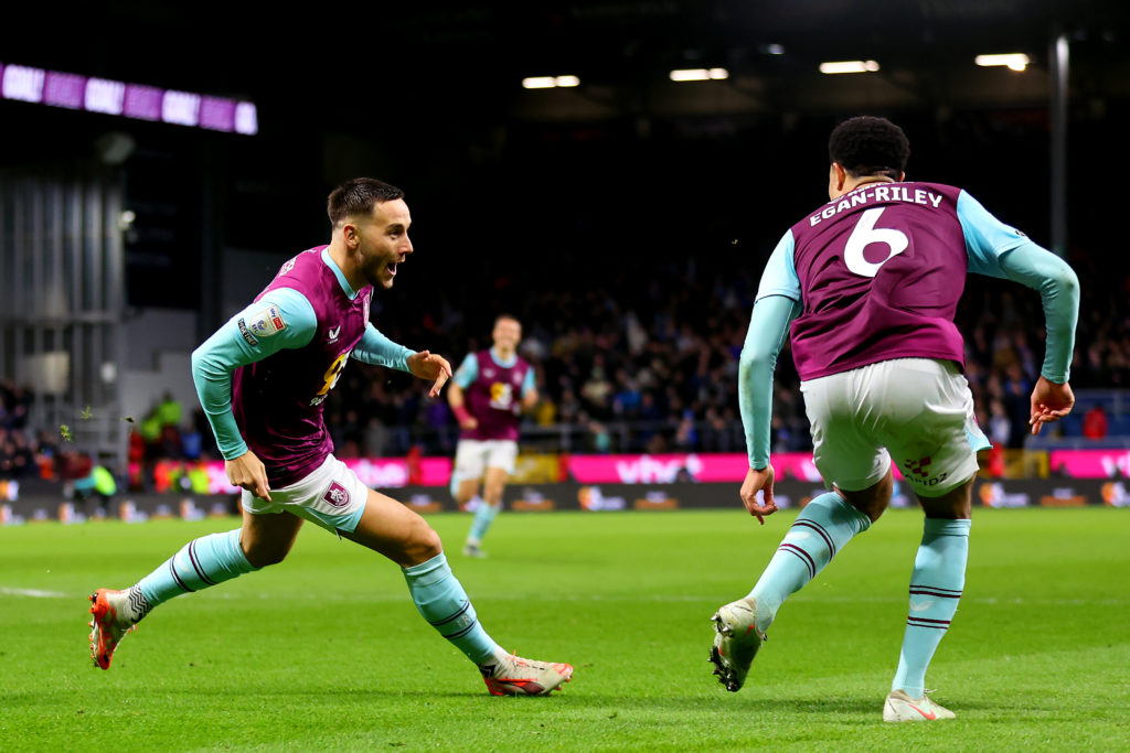 Burnley FC v Sheffield Wednesday FC - Sky Bet Championship