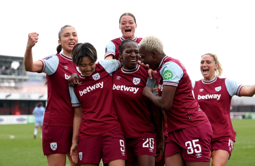 West Ham United FC v Tottenham Hotspur FC - Barclays Women's Super League