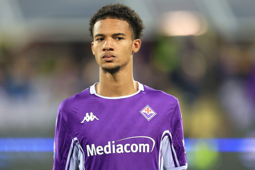 Amir Richardson in action during Fiorentina v Bologna in Serie A