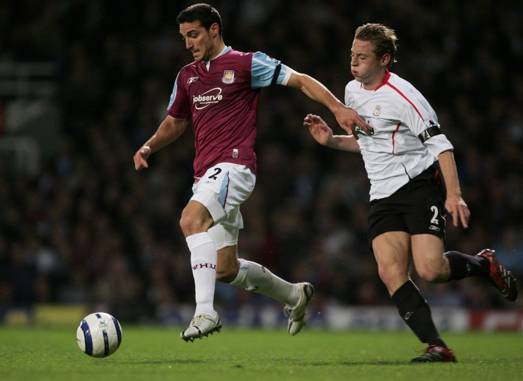Lionel Scaloni during West Ham United v Liverpool