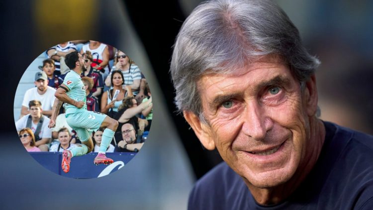 Main image, Manuel Pellegrini, Head Coach of Real Betis Balompie looks on prior to the LaLiga EA Sports match between RC Celta de Vigo and Real Bet...