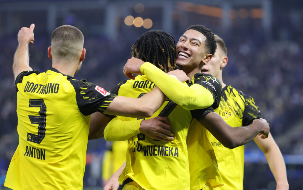 Jobe Bellingham and co celebrate during Hamburger SV v Borussia Dortmund - Bundesliga