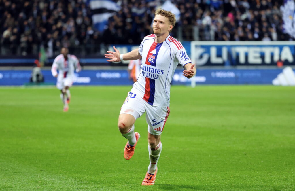 Pavel Sulc celebrates during Paris FC v Olympique Lyonnais - Ligue 1 McDonald's