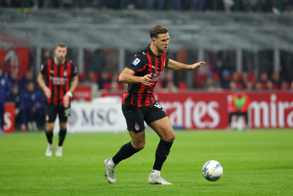 Niclas Fullkrug playing for AC Milan against Inter.