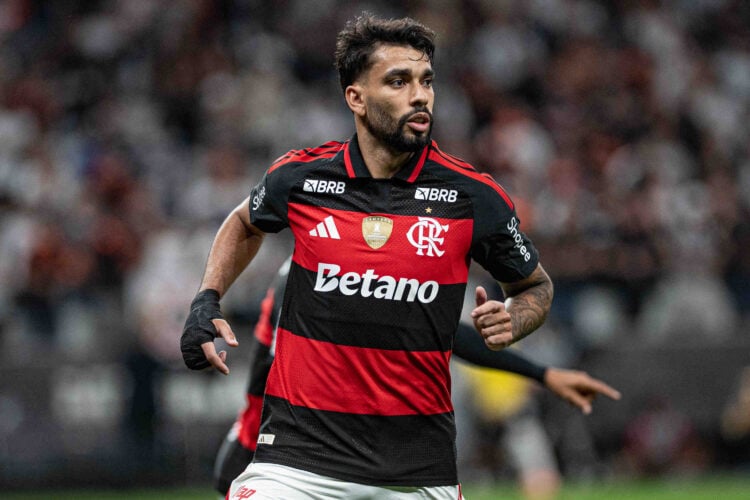 Photo by Riquelve Nata/Sports Press Photo/Getty Images