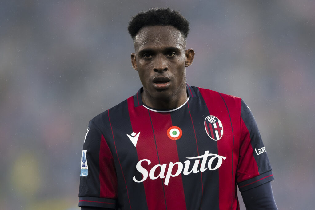 Jhon Lucumi of Bologna FC looks on during the Serie A