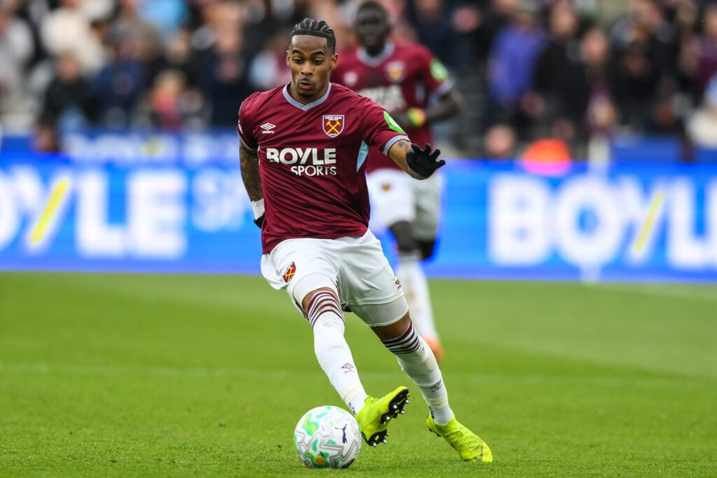 Crysencio Summerville playing for West Ham against Arsenal FC.
