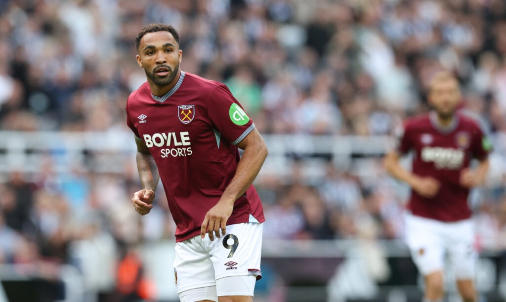 Callum Wilson playing for West Ham against Newcastle United.