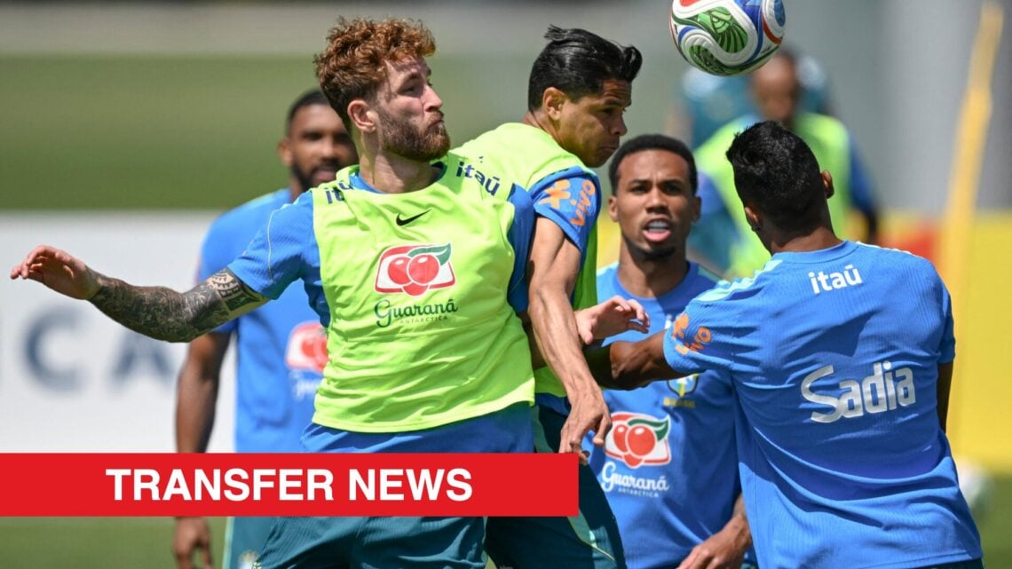 Image showing Leo Pereira in training with Brazil
